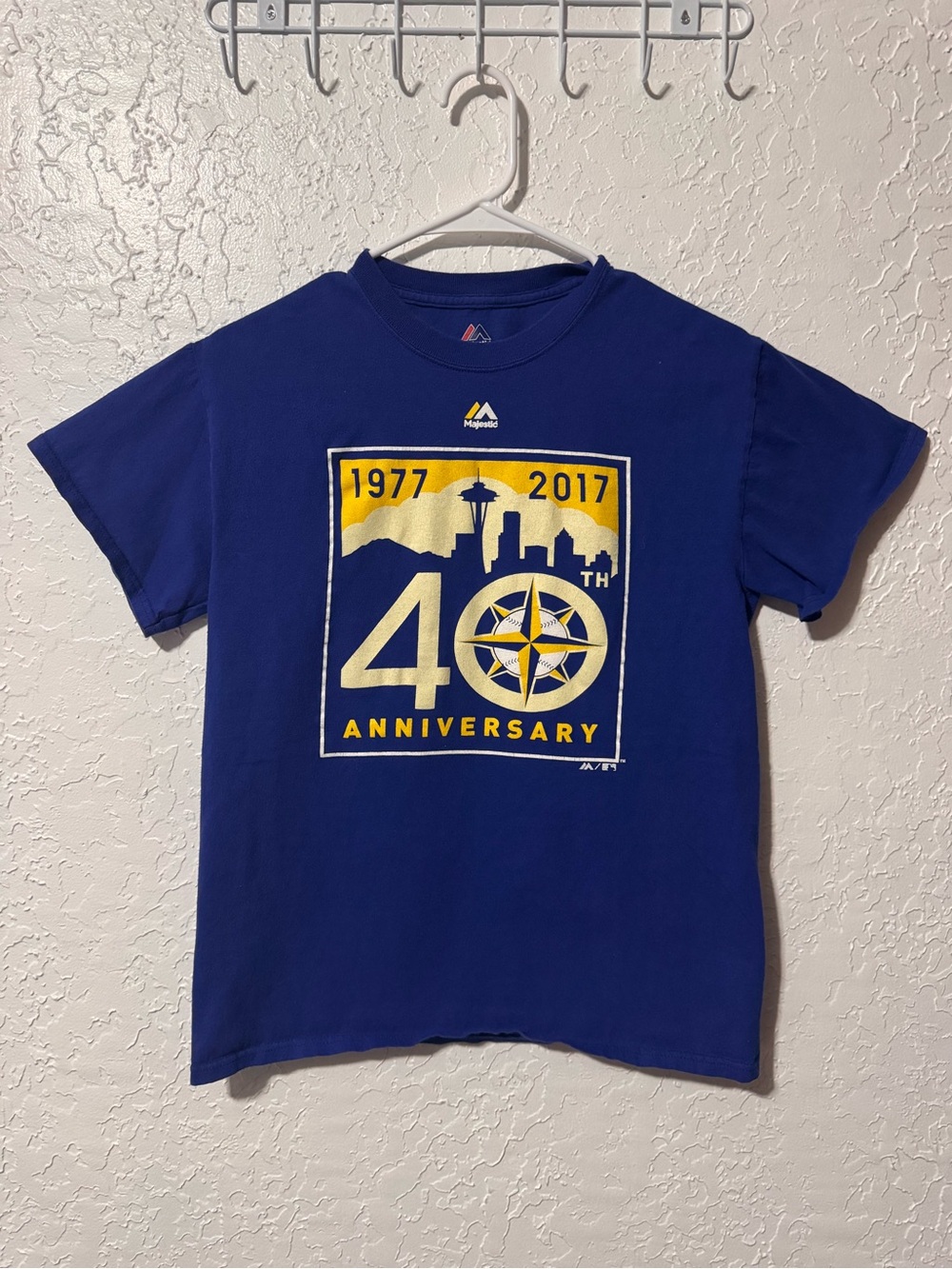 Seattle Mariners Majestic 40th Anniversary Graphic Tee
1977-2017